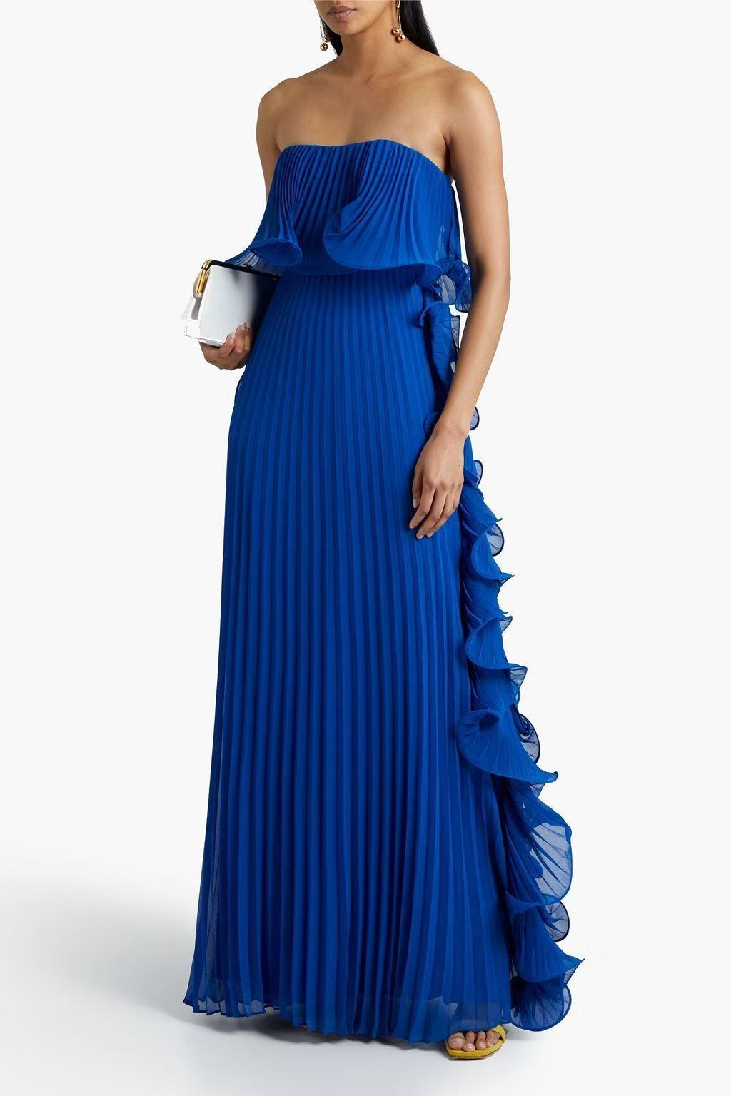 Women's Pleated Chest Wrap Large Hem Dress